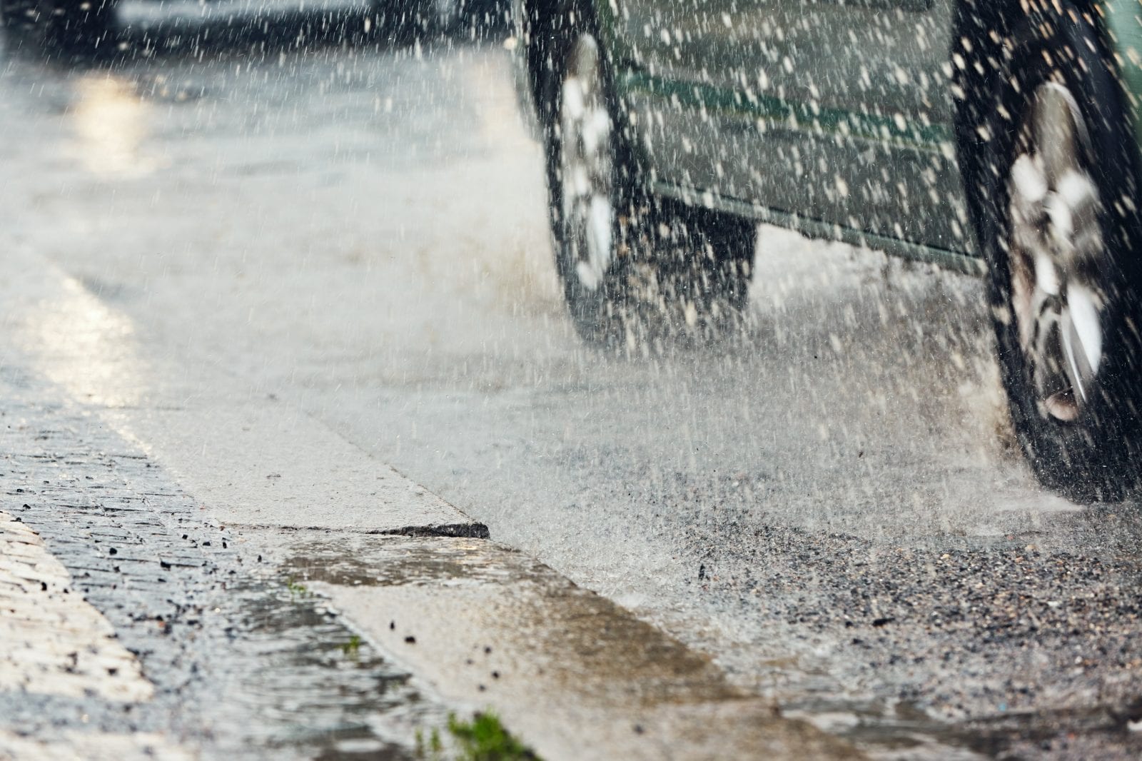 Safety tips for driving in the rain