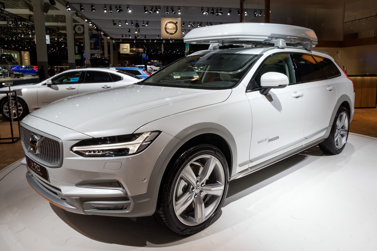 Volvo V90 Cross Country car Volvo V90