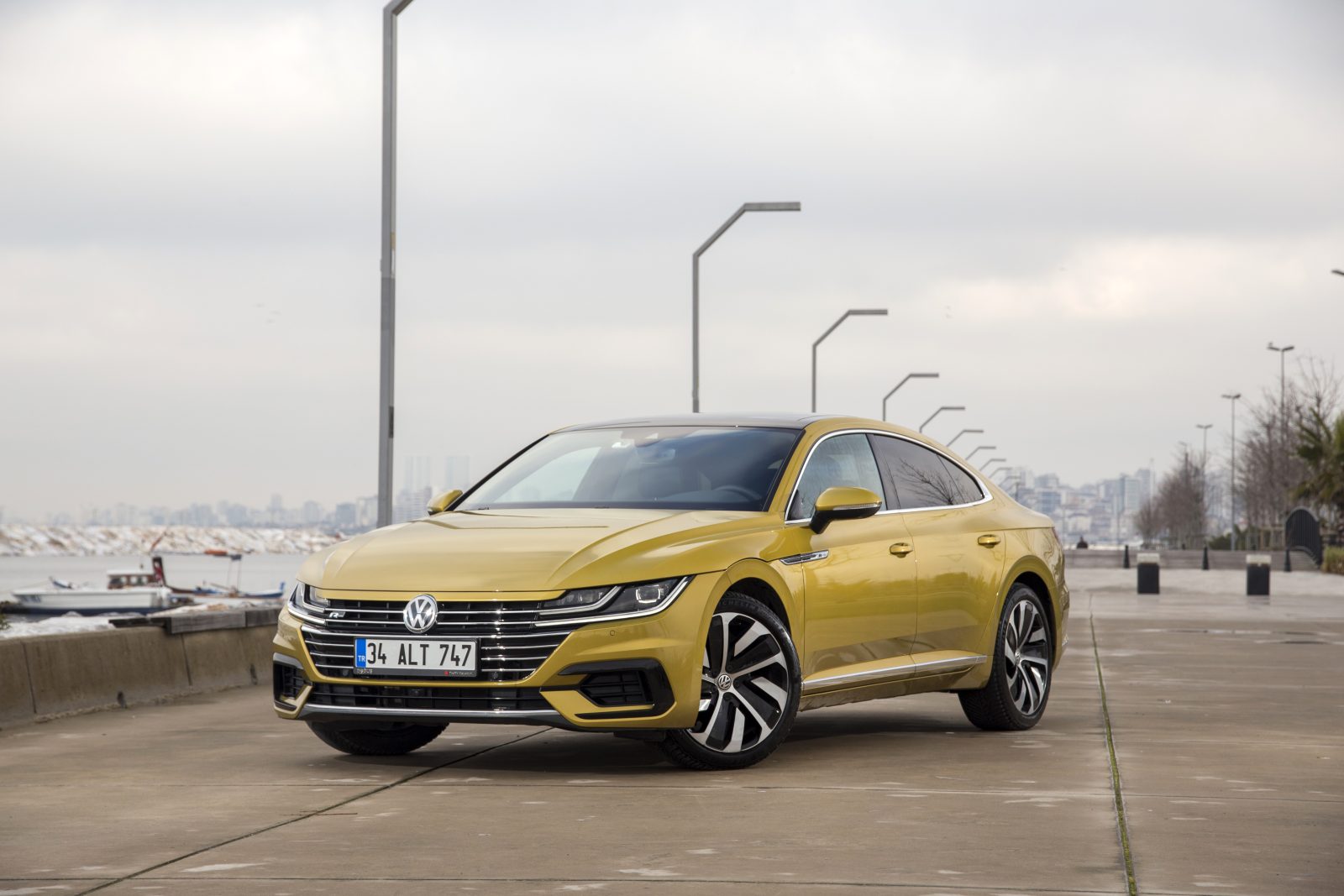 Volkswagen Arteon is a four-door fastback based on the Volkswage Volkswagen Arteon