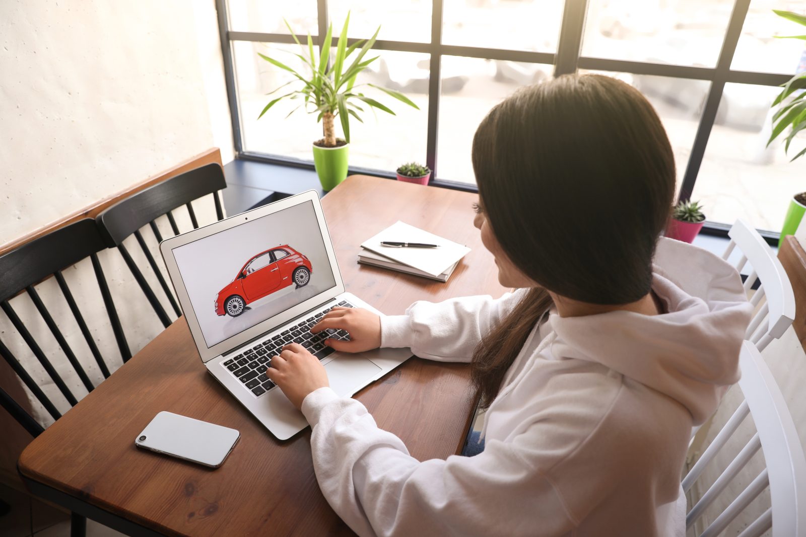 Getting car finance online vs. in-person