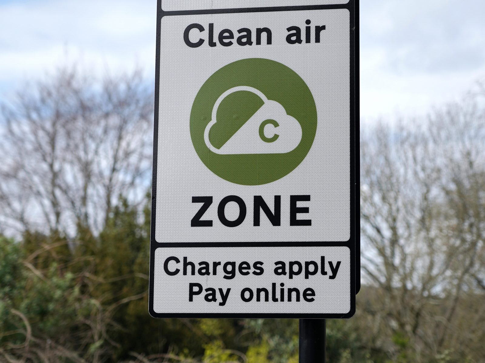 Clean air zones – ULEZ and CAZ explained