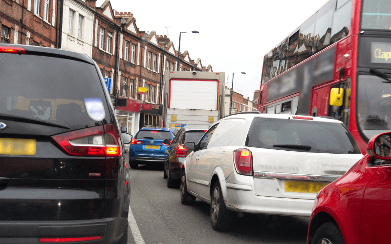 8 top tips for busy city driving
